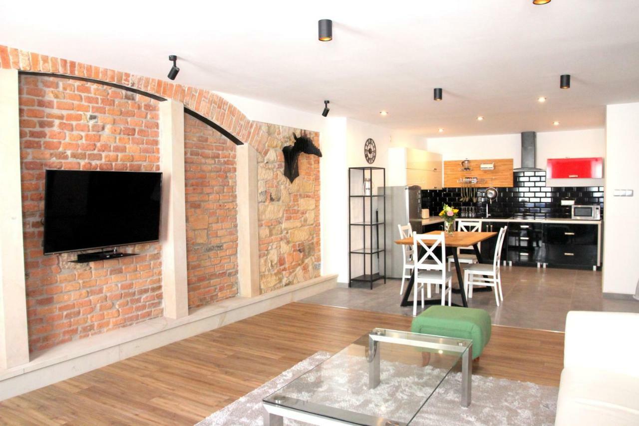 Loft Centrum Złotoryja Exteriör bild